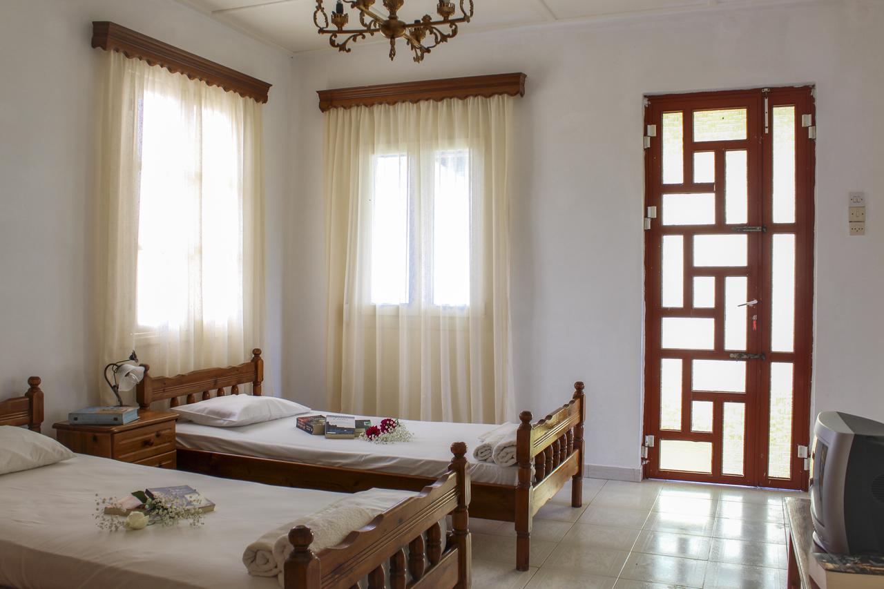 Pelagion II Sea Coral - Beachfront Holiday Home Kypseli Ngoại thất bức ảnh